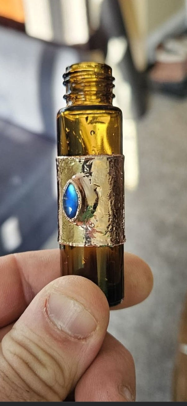 Moon stone roller bottle